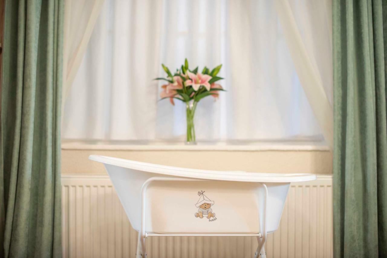 Suzy Apartman Eger Exteriör bild